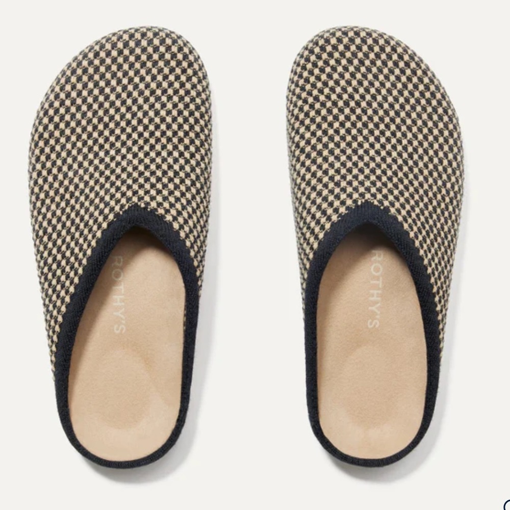 Brand New Rothy’s The Casual Clog, Hemp - Toffee size 10